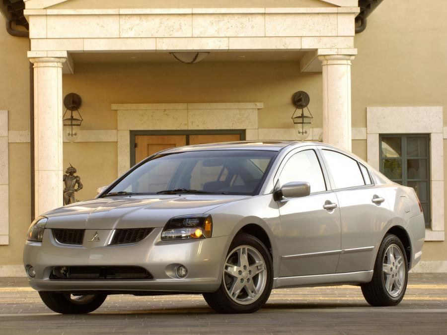  Mitsubishi Galant 2003 года  (фото 1 из 15)